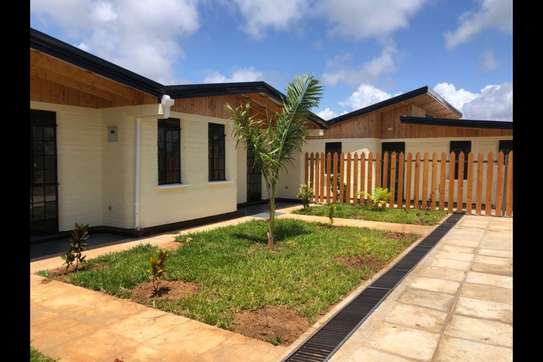 3 Bed House with Garden in Kilifi image 14