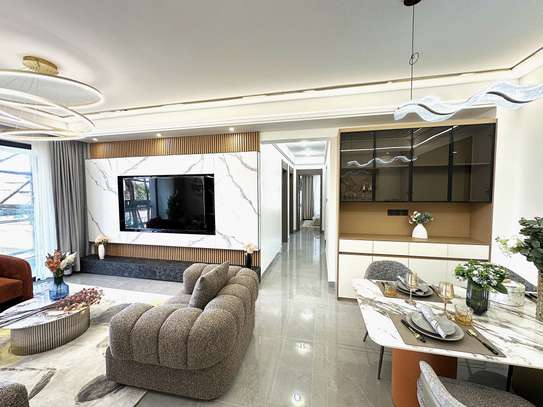 2 Bed Apartment with En Suite at Lavington image 7