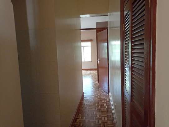 4 Bed House with En Suite in Westlands Area image 8