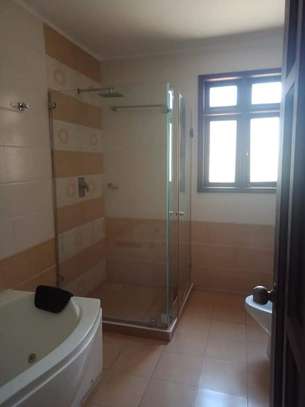 3 Bed Apartment with En Suite in Nyali Area image 5