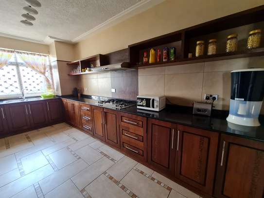 Furnished 3 Bed Apartment with Aircon in Nyali Area image 5