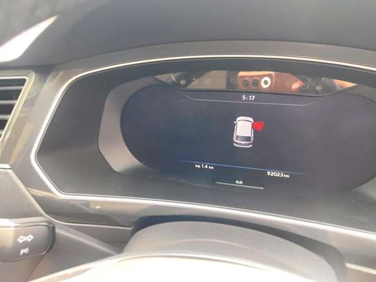 Volkswagen Tiguan Sunroof 2018 Grey image 5