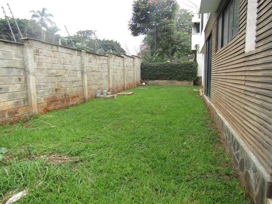 5 Bed Townhouse with Garage in Kyuna image 1