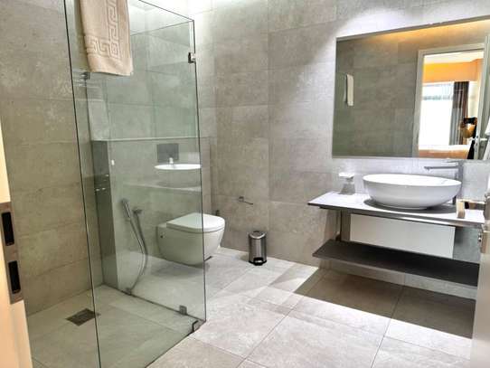 Furnished 2 Bed Apartment with En Suite in Westlands Area image 6
