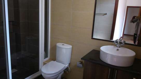 3 Bed Apartment with En Suite in Riverside image 14