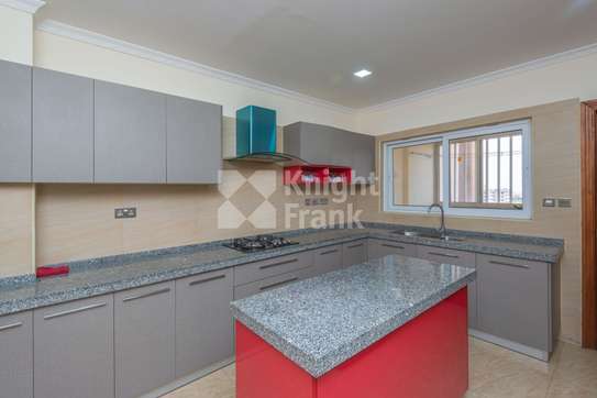 Serviced 3 Bed Apartment with Lift at Argwing’s Kodhek Road image 4