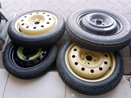 Temporary  tyres for harrier cars image 1