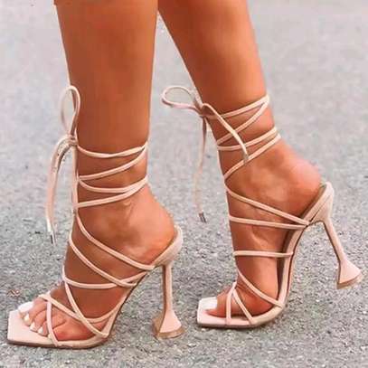 Elegant Straps heel image 12