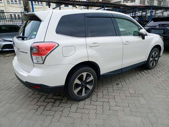 Subaru Forester non turbo premium image 9