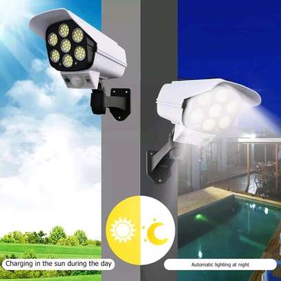 Outdoor Solar security wireless lighting image 5