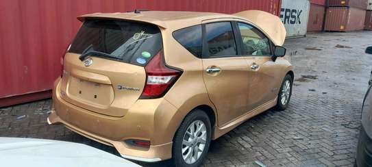 Nissan note E power Gold 2017 S image 8
