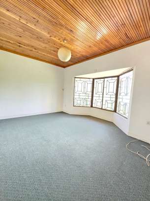 5 Bed House with En Suite in Kileleshwa image 12