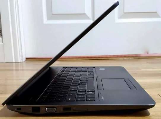 Hp mobile warstation laptop image 4