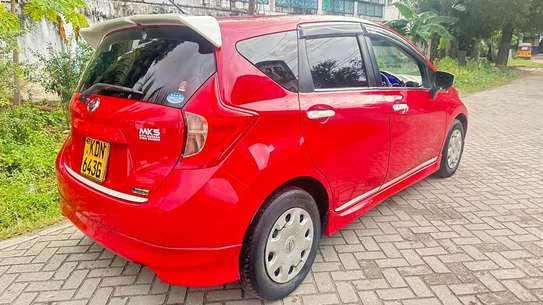 Nissan note Red 2016 image 3