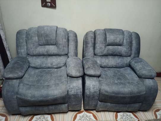 5 seater comfortable sofa on sale image 1