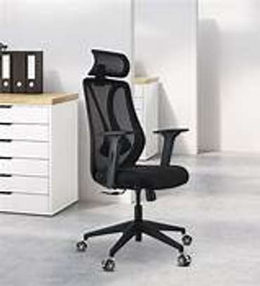 Office Chair: High Back Mesh Office Chair image 4