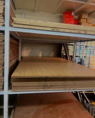 18mm x 4x8 Particle board image 1