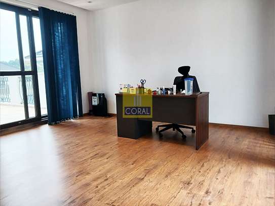 4 Bed Townhouse with En Suite in Westlands Area image 31