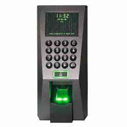 ZKTeco F18 Biometric Time Attendance Machine image 1