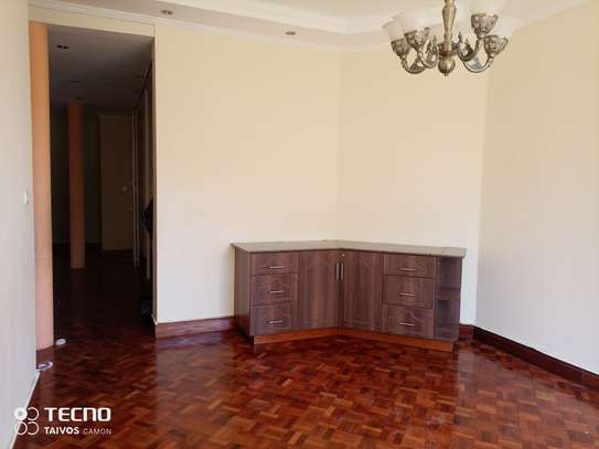 5 Bed Villa with En Suite at Kitusuru Rd image 9