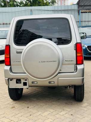 Suzuki Jimny Adventure 4x4 image 3