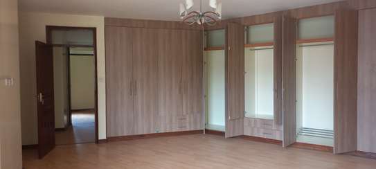 3 Bed Apartment with En Suite in Kileleshwa image 35