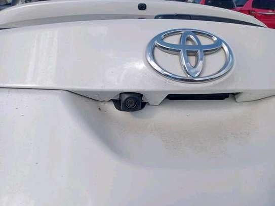 Toyota Auris image 4
