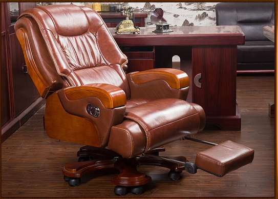 Solid wood CEO executive Chairs image 2