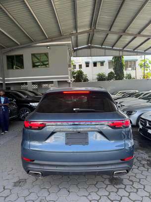 Porsche cayenne Blue 2018 image 10