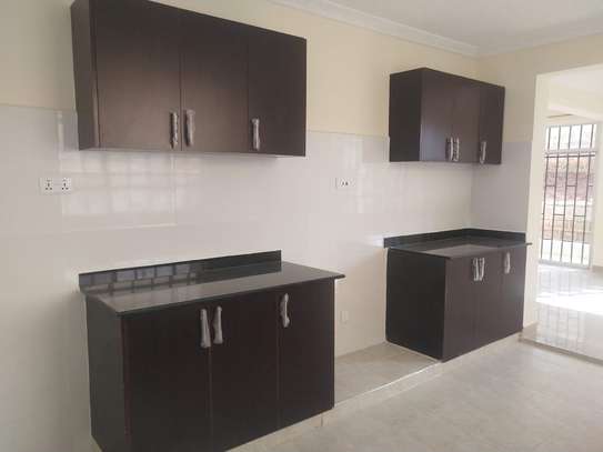 Lovely 4 BR Houses plus Sqs in Ngong image 2