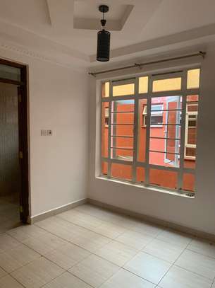 2 bedroom apartment all ensuite onngong road image 11