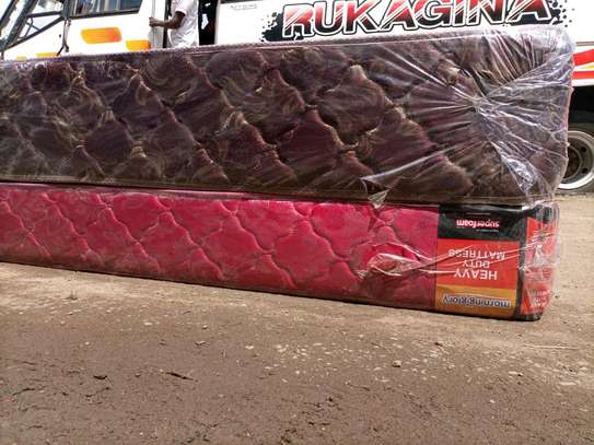 Cheza kiwewe!10inch6x6 HD quilted mattress we deliver image 2