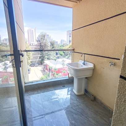 3 Bed Apartment with En Suite in Kilimani image 13