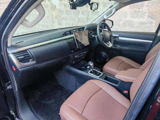 2020 TOYOTA HILUX. Diesel, Automatic, Low mileage, Ex JAPAN image 6