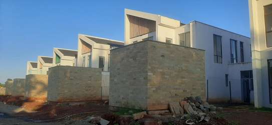 4 Bed Villa with En Suite at Green View Villas image 17