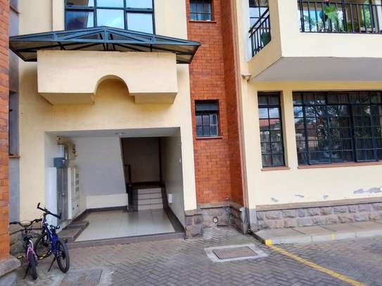 Lavington-Lovely three bedrooms Apt for rent. image 1