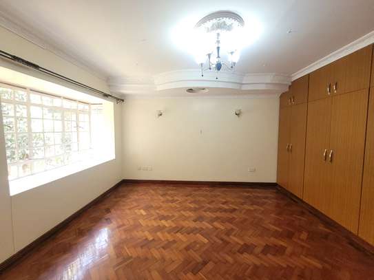 4 Bed Townhouse with Garage in Lavington image 9