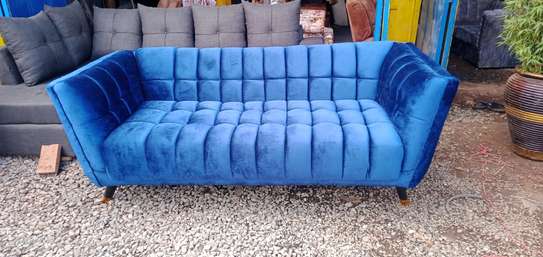 3 seatre sofa image 1