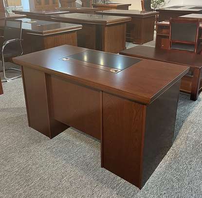 Office Desk: 1.4M Executive Office Desk image 6