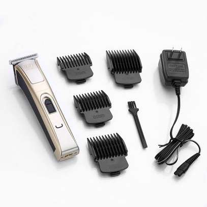 Rechargeable Hair clipper image 2