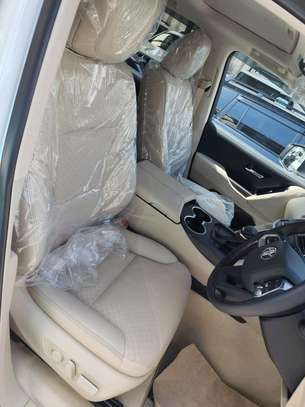 Toyota Land cruiser ZX 2023 zero mielage image 9