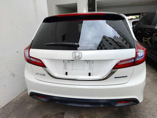 Honda Jade hybrid 2wd 2017 white image 2