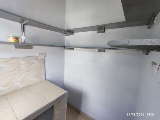 STUDIO APARTMENT TO LET image 11