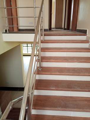 4 Bed Townhouse with En Suite in Kiambu Road image 10