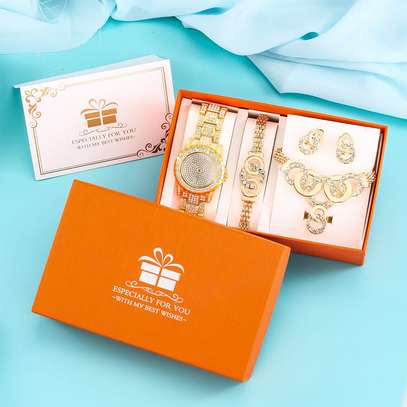 Diamond luxury golden jewelry ladies gift set   5 in 1 image 2
