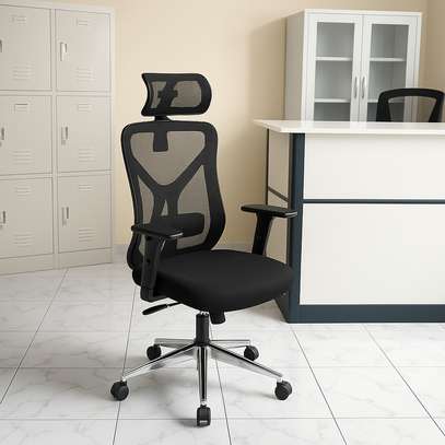 Office Chair: Breathable High-back Mesh Office Fabric Chair image 4