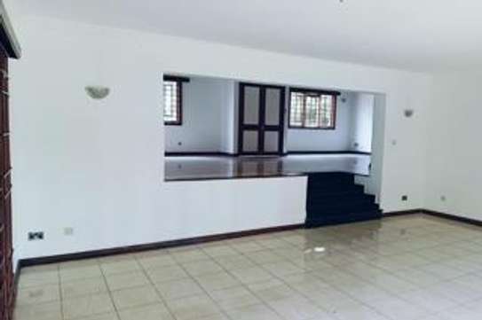 4 Bed House with En Suite at Kileleshwa image 9