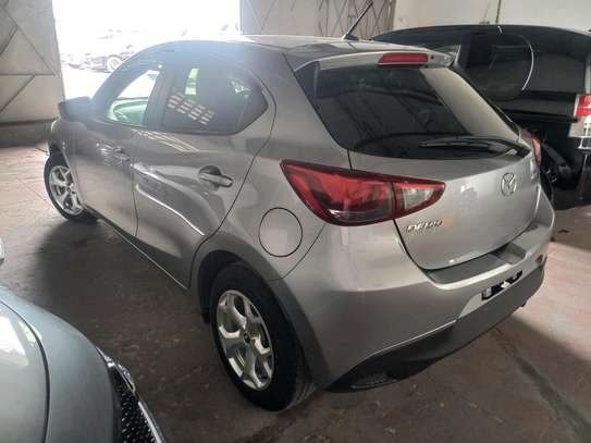 MAZDA DEMIO NEW SHAPE. image 2