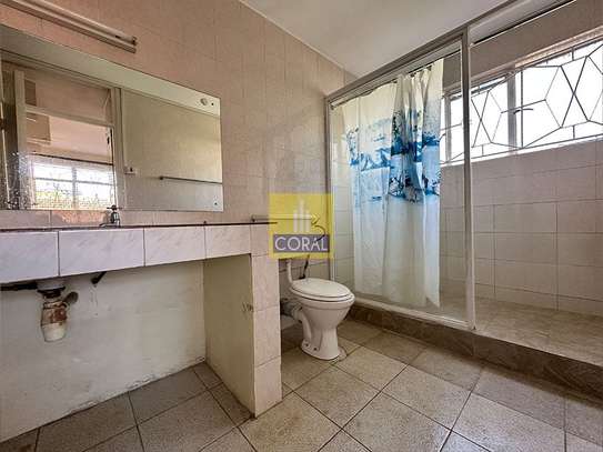 2 Bed Apartment with En Suite in Brookside image 8