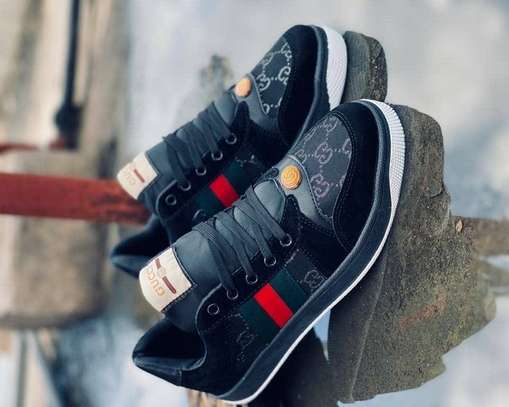 Black Gucci Sneaker Shoes With A Red Detail White Soled in Nairobi CBD PigiaMe
